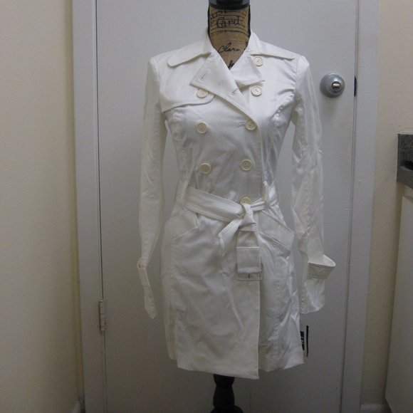 I.N. San Francisco Jackets & Blazers - NWT I.N. San Francisco white trench coat S small